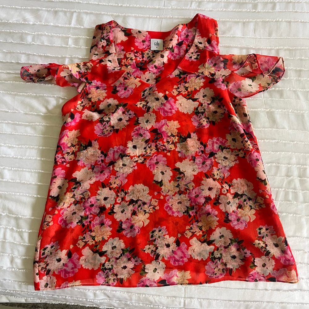 Cabi Top